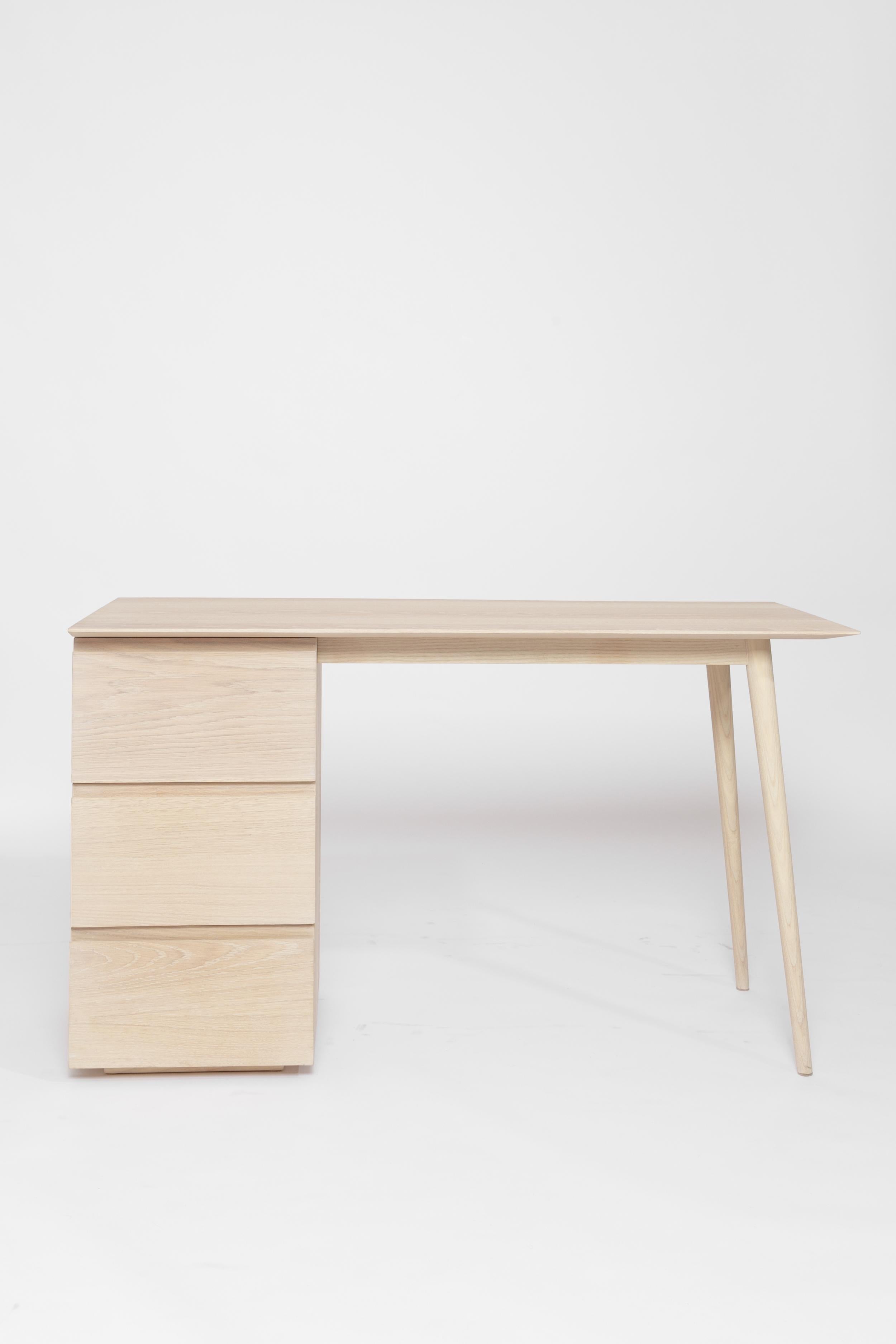 Gala Esche Holzstruktur und Furnier Abdeckung Schreibtisch  (21. Jahrhundert und zeitgenössisch) im Angebot