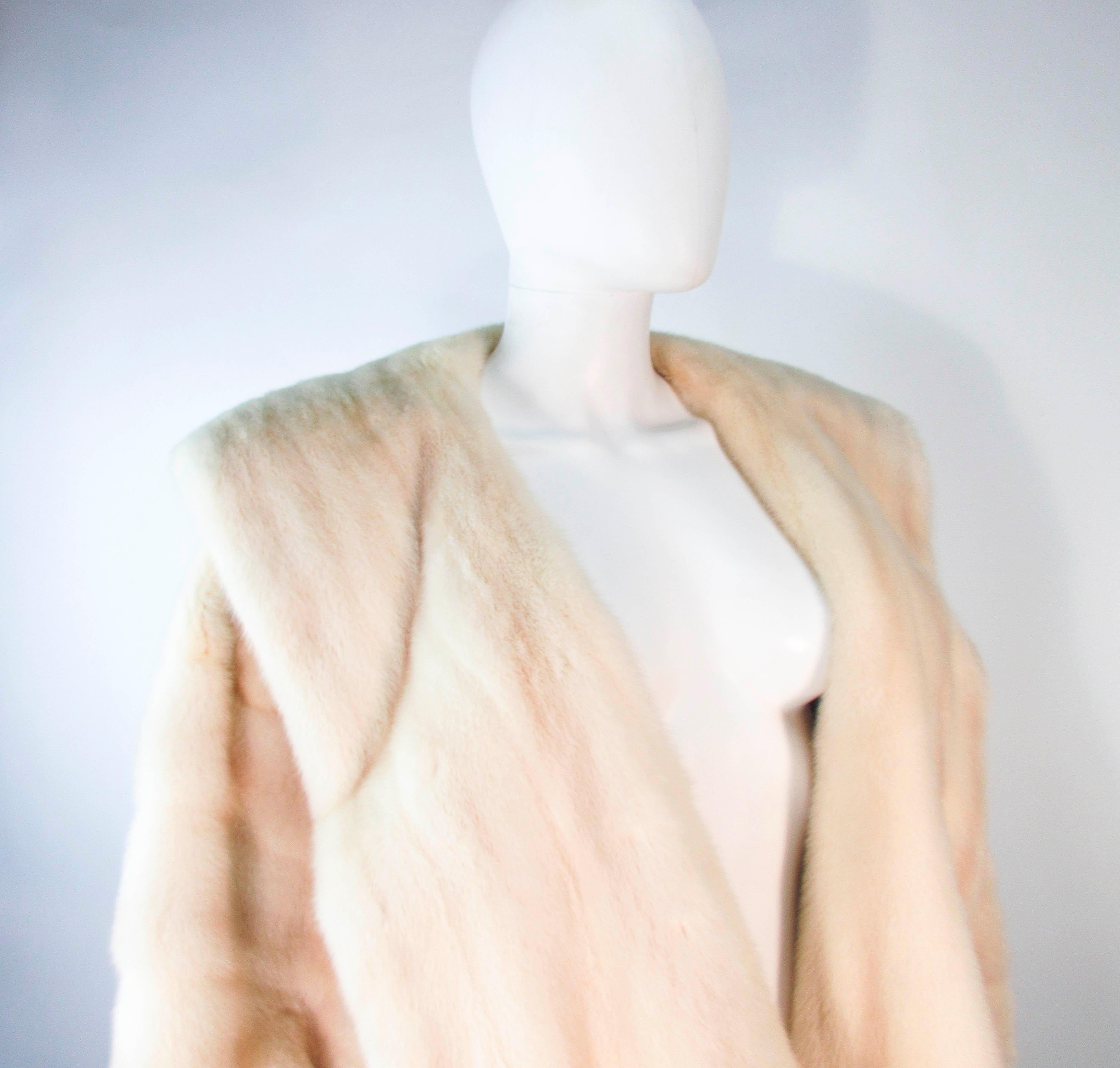 GALANOS Oversize White Mink Coat  For Sale 2