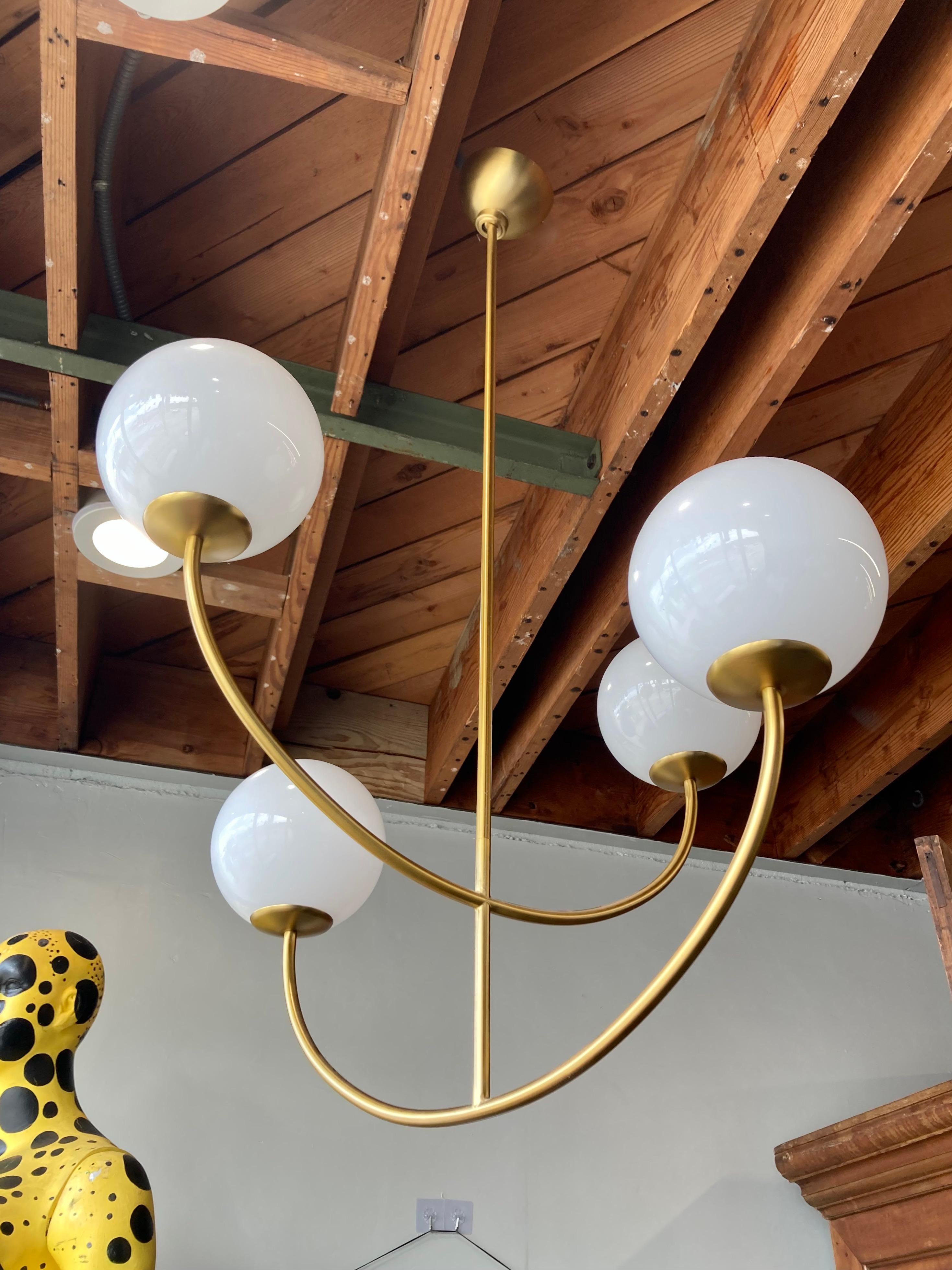 XXI secolo e contemporaneo Lampadario Galassia di Visual Comfort Co. in vendita