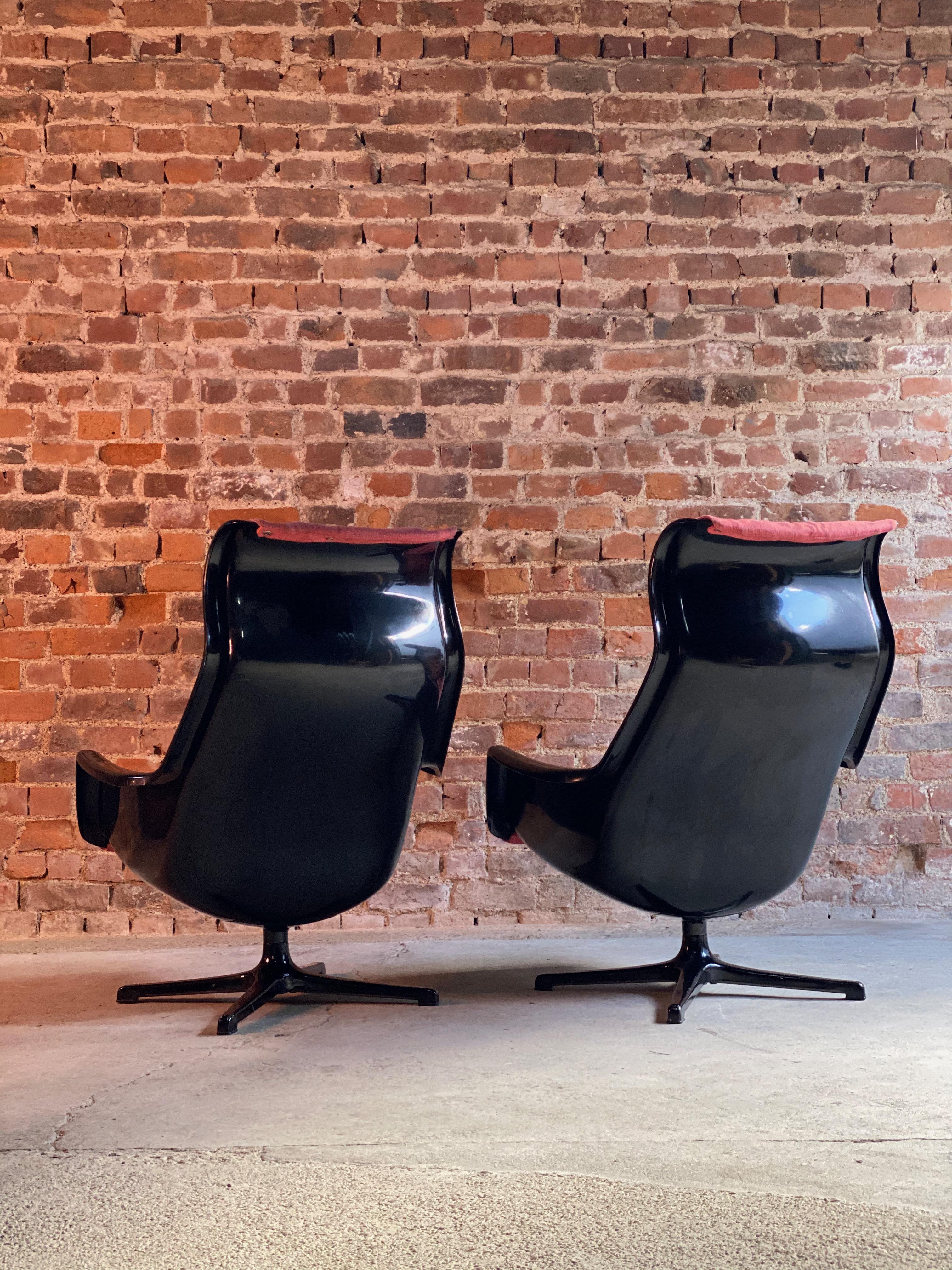 Mid-20th Century Galaxy Chairs by Alf Svensson & Ingvar Sandstrom for DUX, Sweden, circa 1968