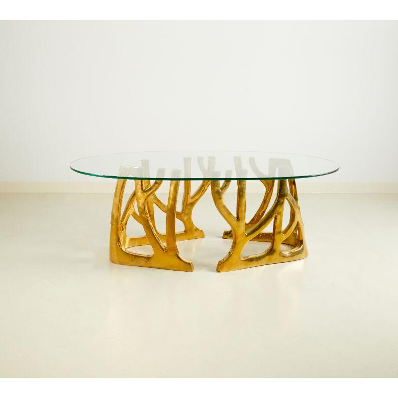 Galaxy Couchtisch - Zeitgenössische Skulptur aus Messing von Misaya (Thailändisch) im Angebot