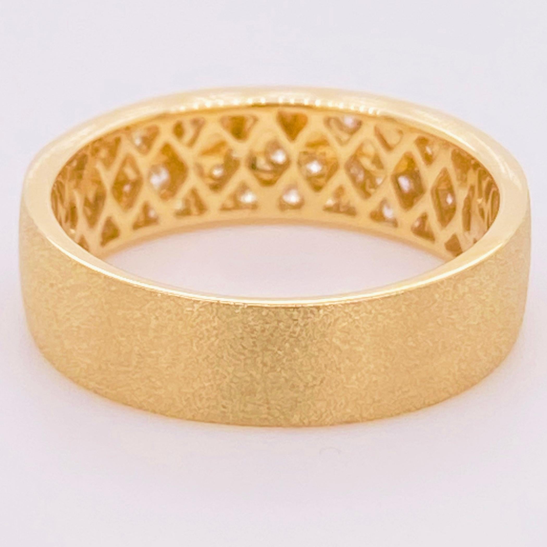 Galaxy Diamantring, .44 Karat, 14 Karat Gelbgold, Konfetti Einbau-Zigarrenring im Zustand „Neu“ im Angebot in Austin, TX