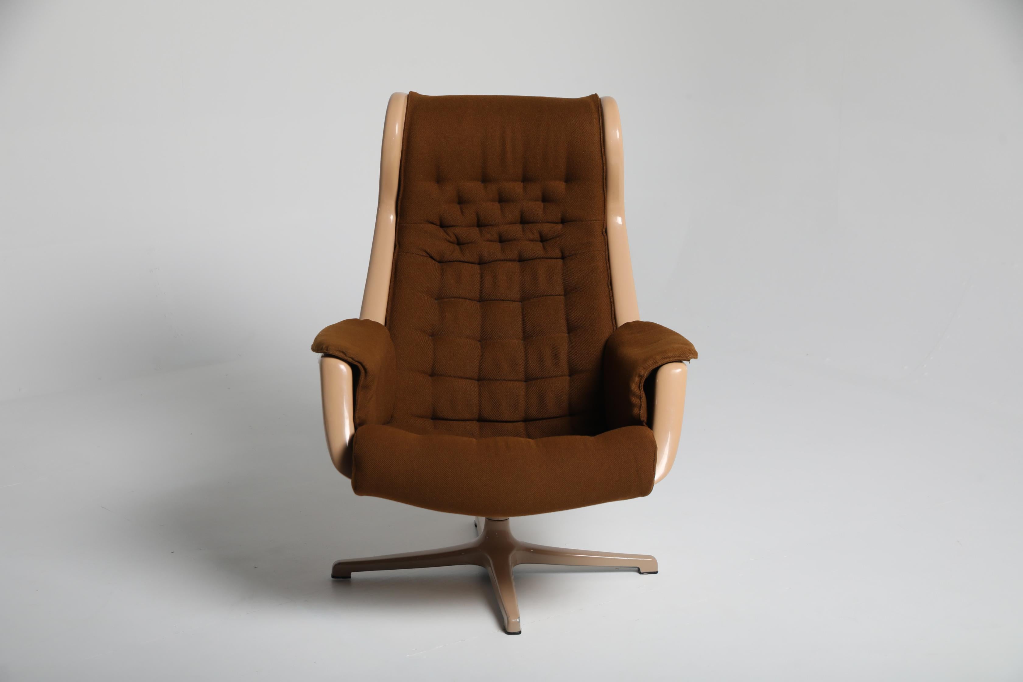 Mid-Century Modern Chaise longue pivotante Galaxy par Alf Svensson et Yngvar Sandström pour DUX, 1970 en vente