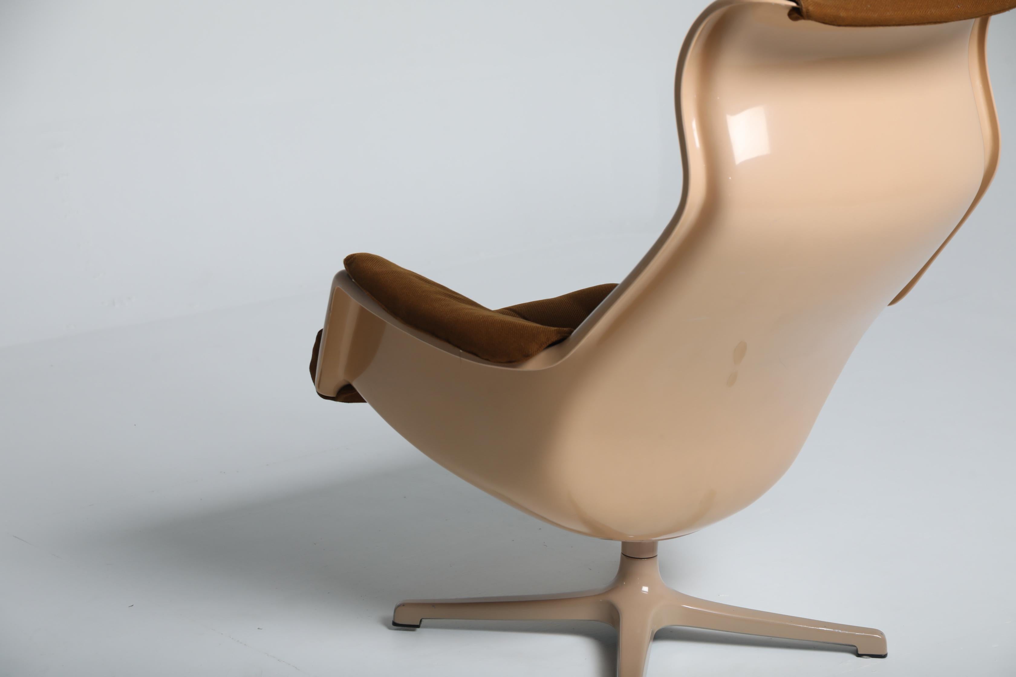 Fin du 20e siècle Chaise longue pivotante Galaxy par Alf Svensson et Yngvar Sandström pour DUX, 1970 en vente