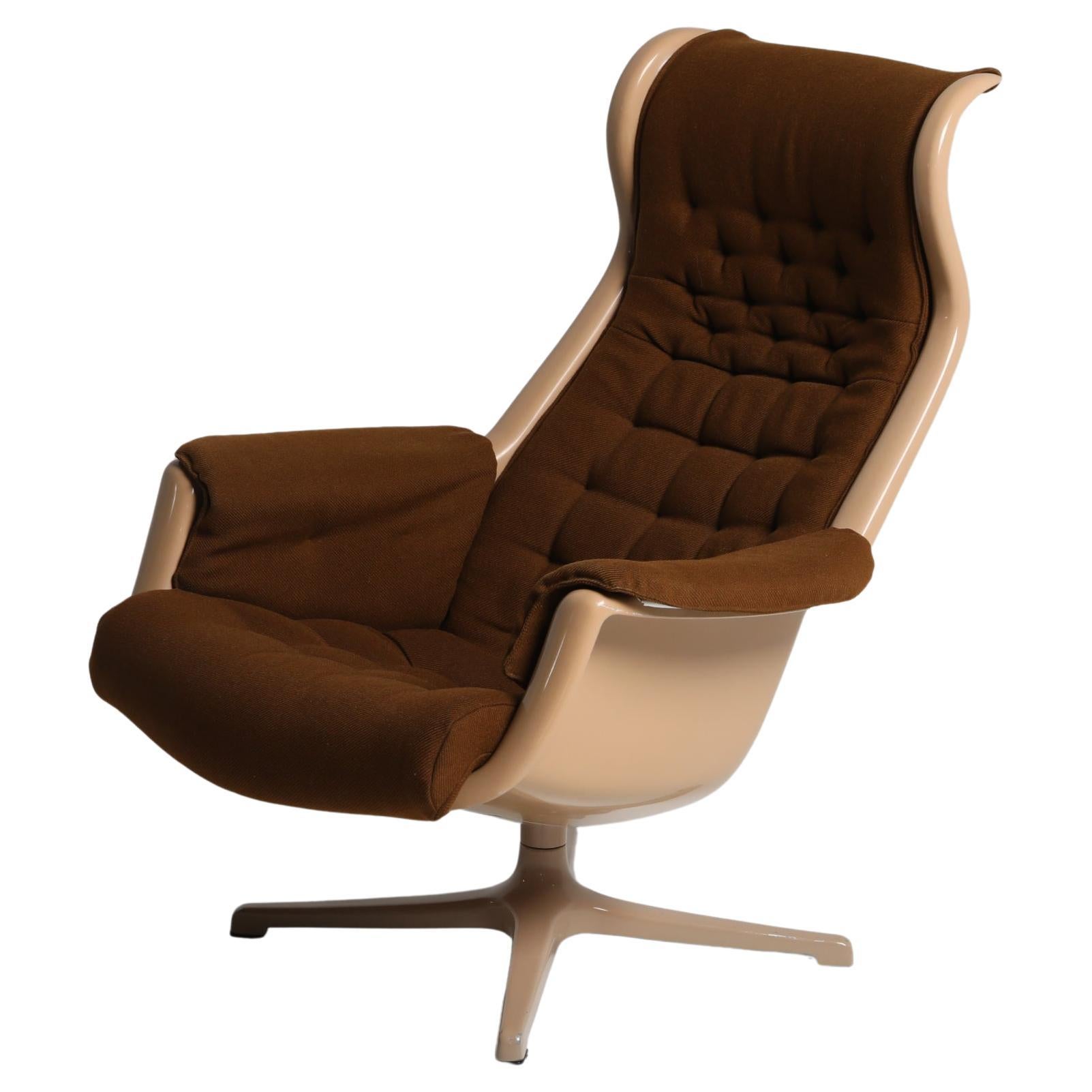 Galaxy Swivel Lounge Chair di Alf Svensson e Yngvar Sandström per DUX, anni
70