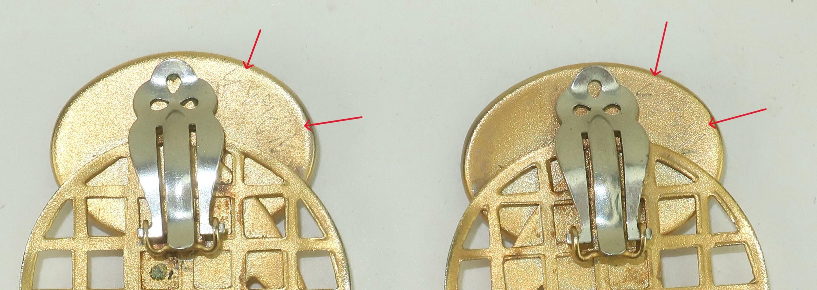 GALE ROTHSTEIN Attributed Gold Metal & Semi Precious Stone Dangle Earrings For Sale 2