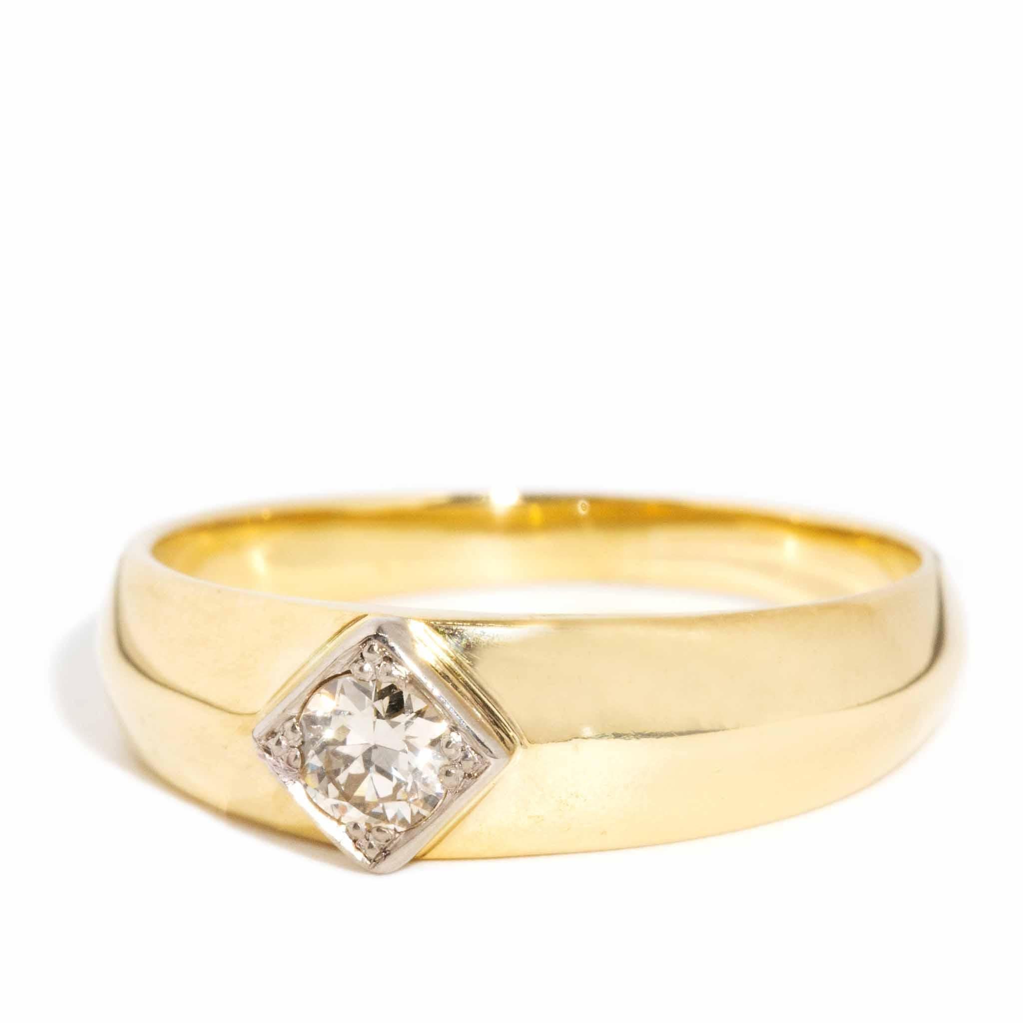 Galen 1990s Diamond Solitaire Band 18ct Gold Platinum For Sale 3