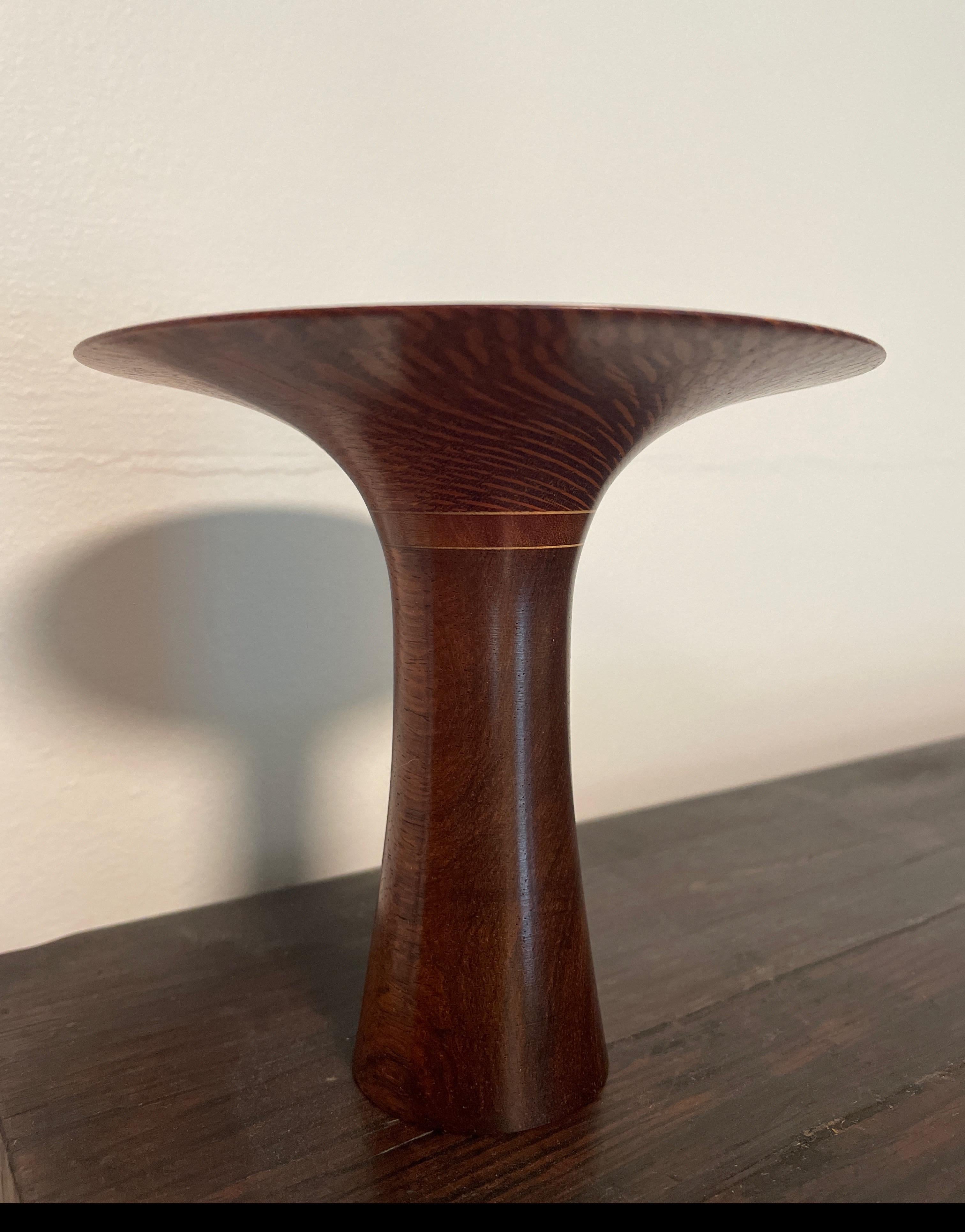 Os Vase Galen Carpenter en vente