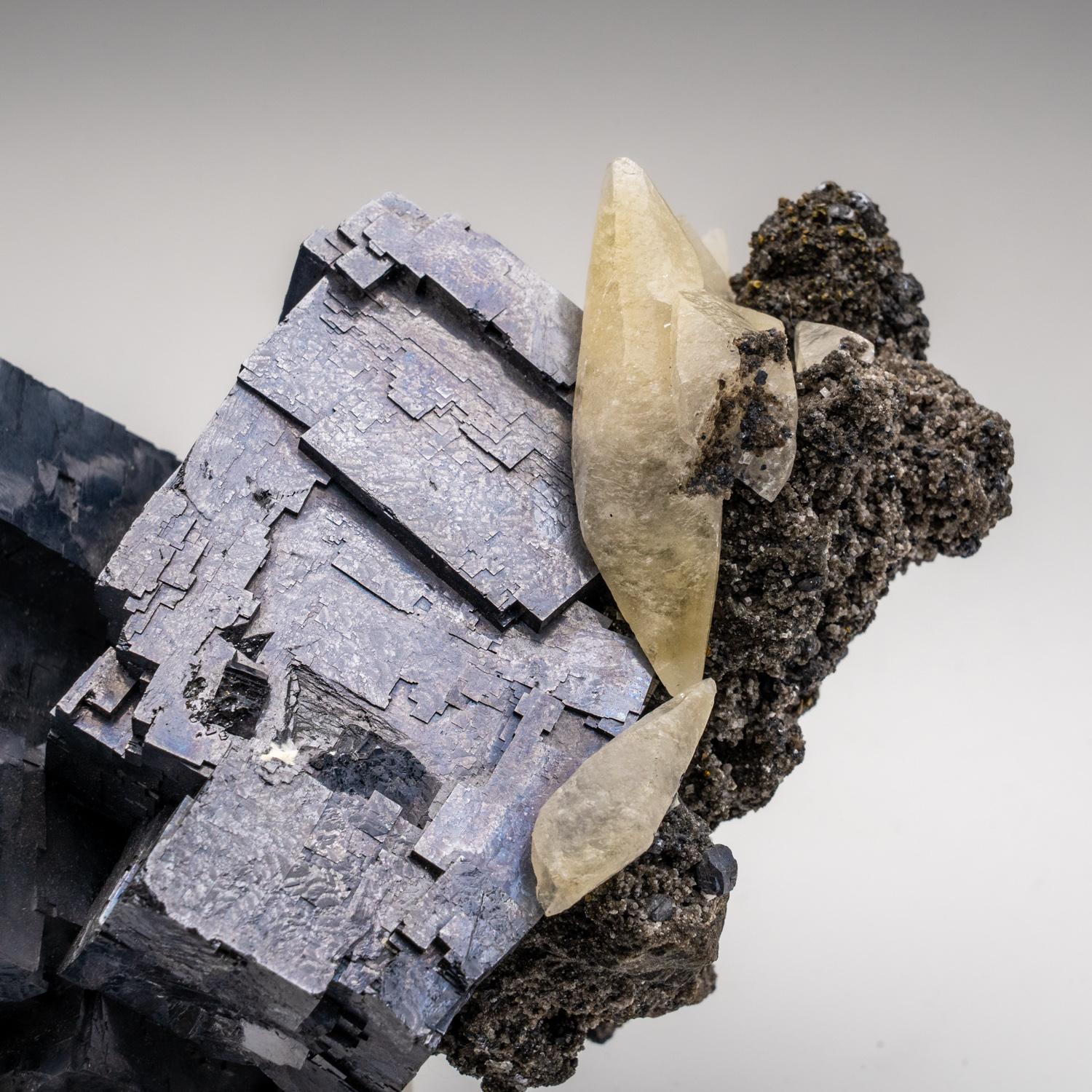 Americano Galena con calcite su calcopirite dalla miniera di Sweetwater, A. Reynolds & Co. in vendita