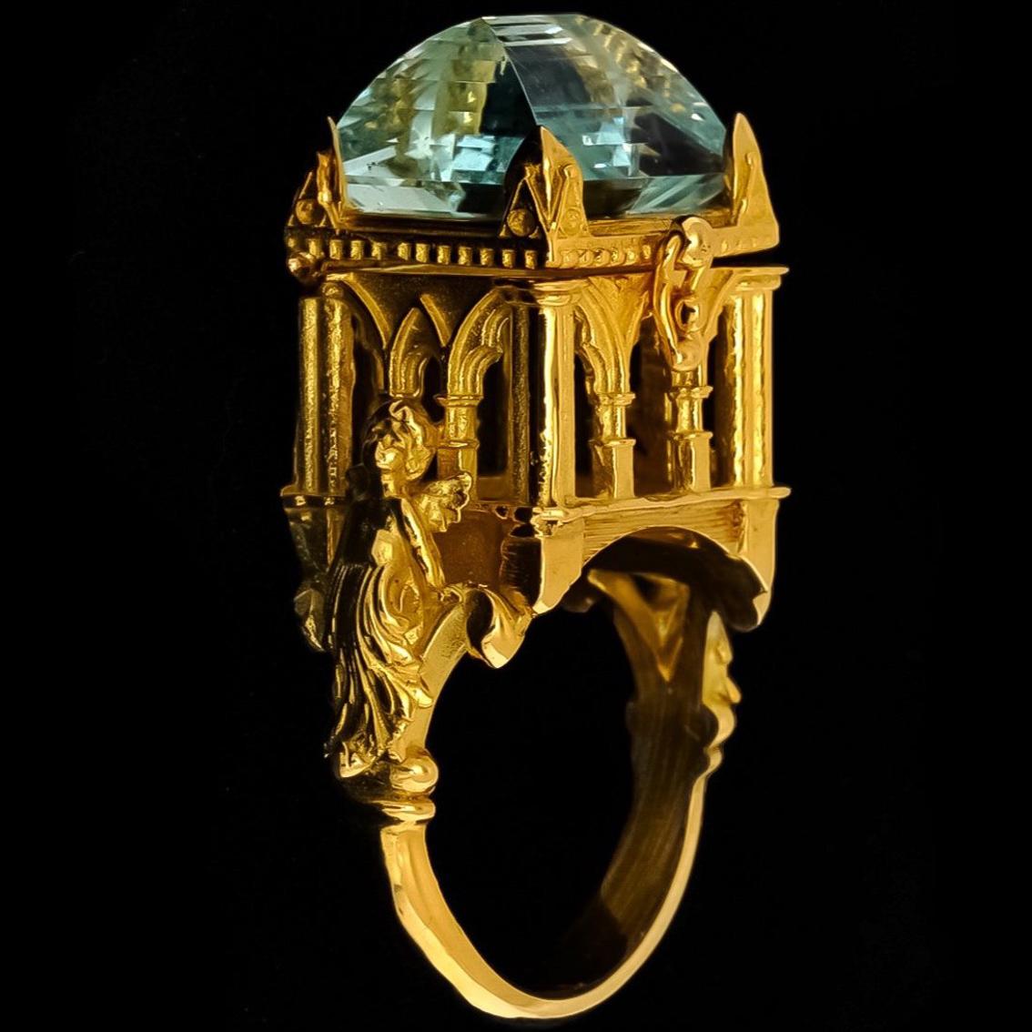 Galerie des Glaces Cathedral Poison Ring in 18 Karat Yellow Gold with Aquamarine 5