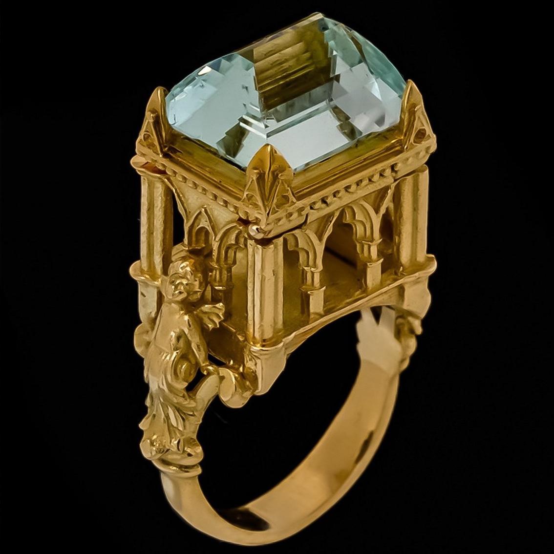 Galerie des Glaces Cathedral Poison Ring in 18 Karat Yellow Gold with Aquamarine 6