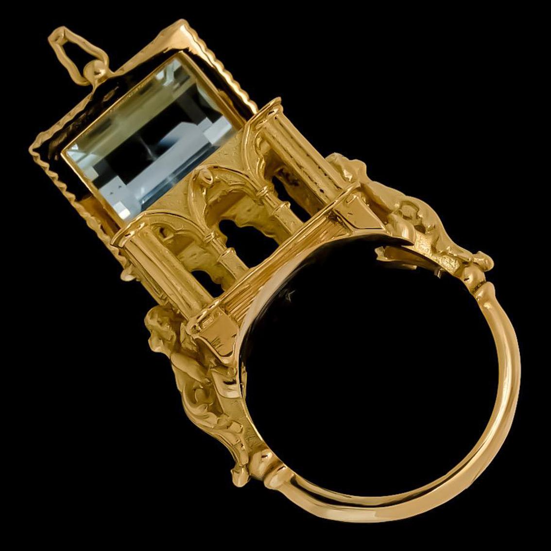 Galerie des Glaces Cathedral Poison Ring in 18 Karat Yellow Gold with Aquamarine 3