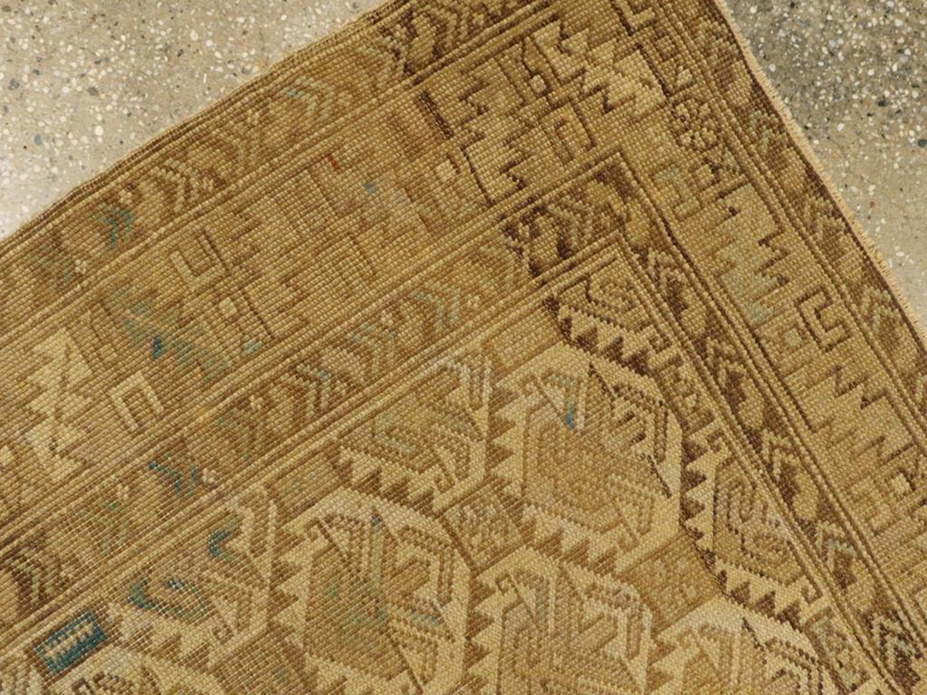 Colección Galerie Shabab Alfombra arrojadiza caucásica Shirvan de principios del siglo XX Caucásico en venta