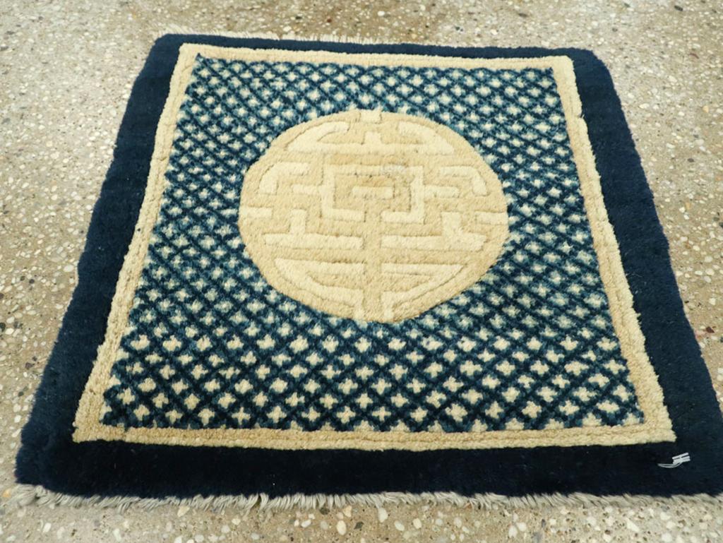 Questo tappeto cinese Pechino dell'inizio del XX secolo, che misura 1' 5