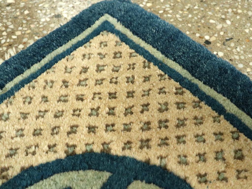 Noué à la main Collection Shabab Collection chinoise du début du 20e siècle Tapis de Pékin en vente