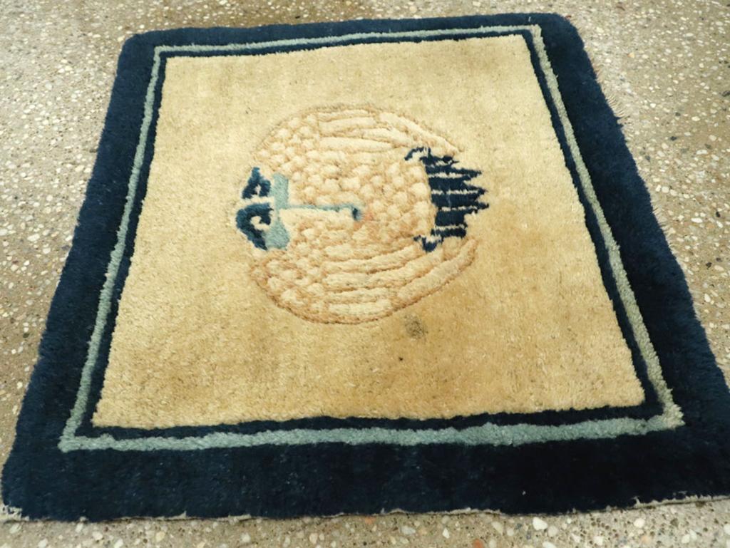 Galerie Shabab Collection Early 20th Century Chinese Peking Rug In Excellent Condition For Sale In New York, NY