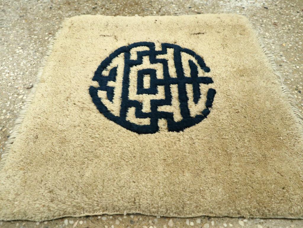 Galerie Shabab Collection'S Tappeto cinese di Pechino dei primi del Novecento In condizioni ottime in vendita a New York, NY