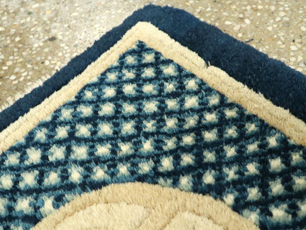 Galerie Shabab Collection'S Tappeto cinese di Pechino dei primi del Novecento In condizioni ottime in vendita a New York, NY