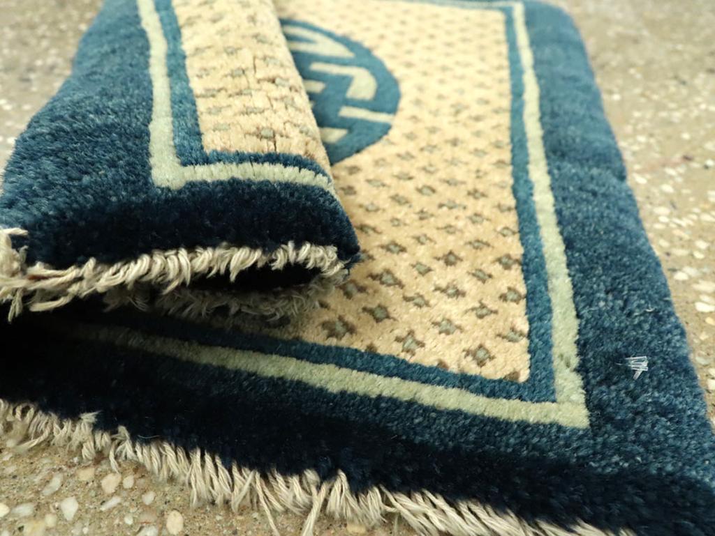 20ième siècle Collection Shabab Collection chinoise du début du 20e siècle Tapis de Pékin en vente