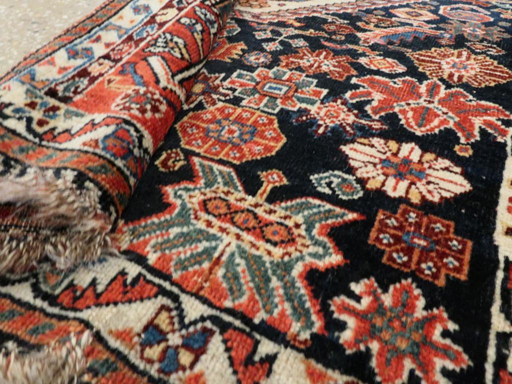 Galerie Shabab Collection Persischer Afshar-Teppich aus dem frühen 20. (Wolle) im Angebot