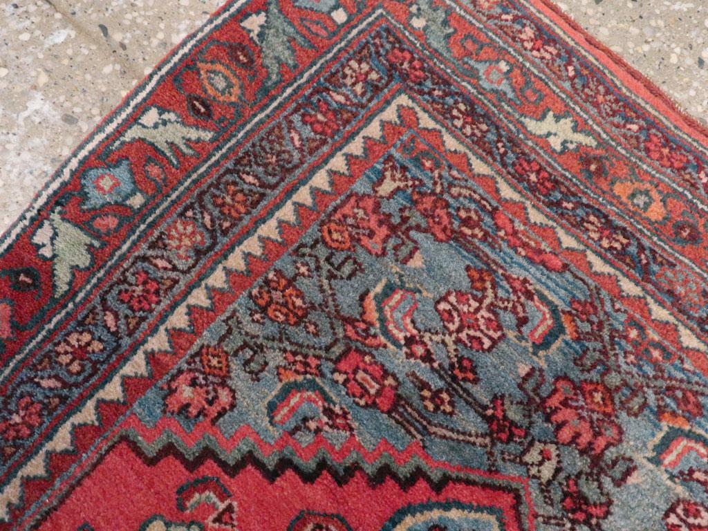 Colección Galerie Shabab Alfombra Persa Bidjar de principios del siglo XX en Excelente estado para la venta en New York, NY