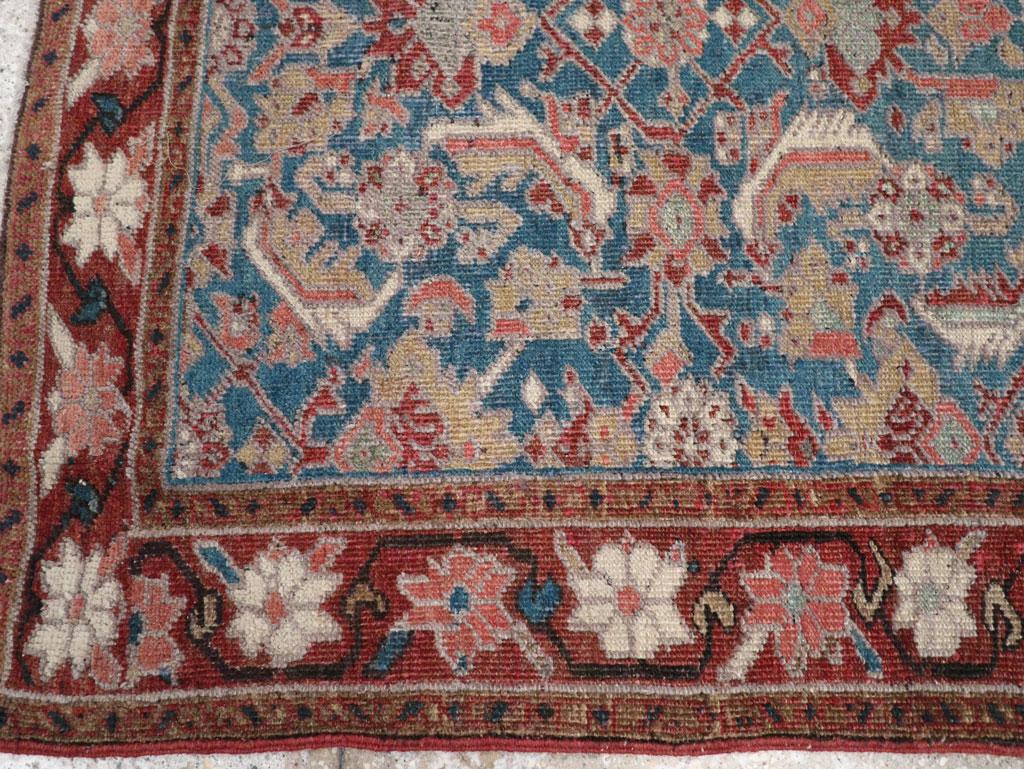 Noué à la main Collection Shabab Collection du début du 20e siècle tapis persan Heriz en vente