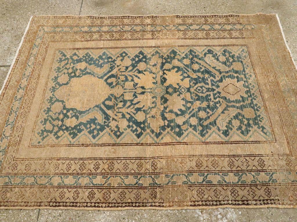 Noué à la main Galerie Shabab Collection Early 20th Century Persian Malayer Rug en vente
