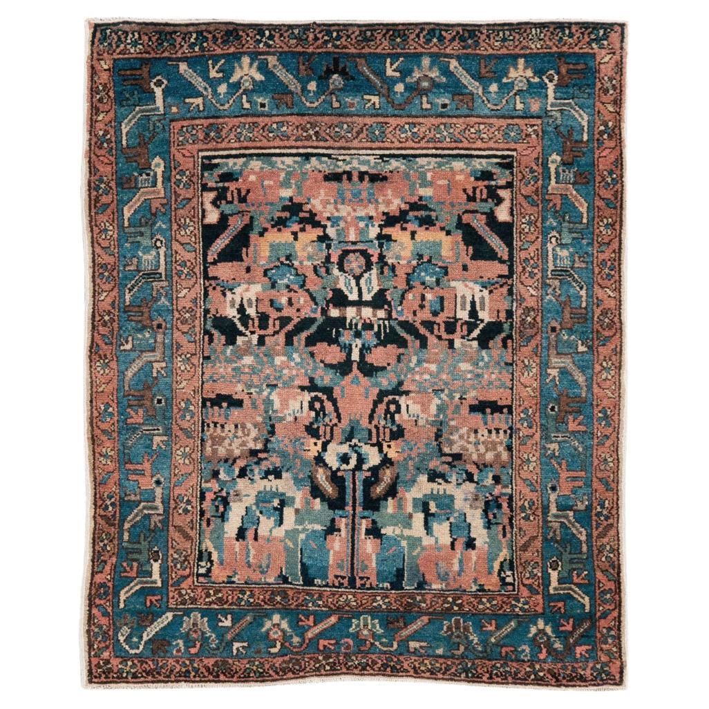 Galerie Shabab Collection début 20ème siècle Perse Malayer Square Throw Rug en vente