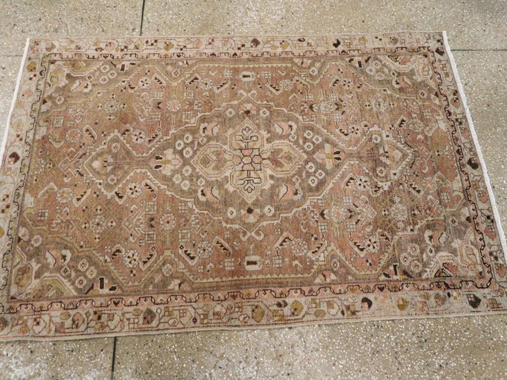 Galerie Shabab Collection Early 20th Century Persian Malayer Throw Rug In Excellent Condition For Sale In New York, NY