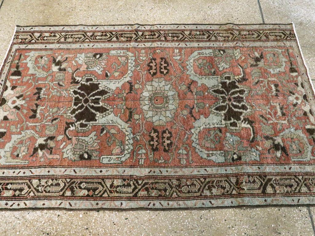 Annodato a mano Galerie Shabab Collection Tappeto da lancio persiano Malayer dell'inizio del XX secolo in vendita