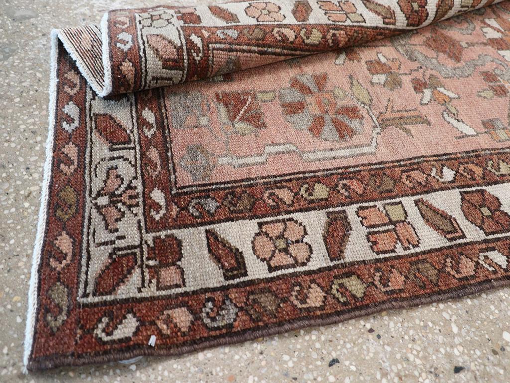 Colección Galerie Shabab Alfombra Persa Malayer de principios del siglo XX en venta 3
