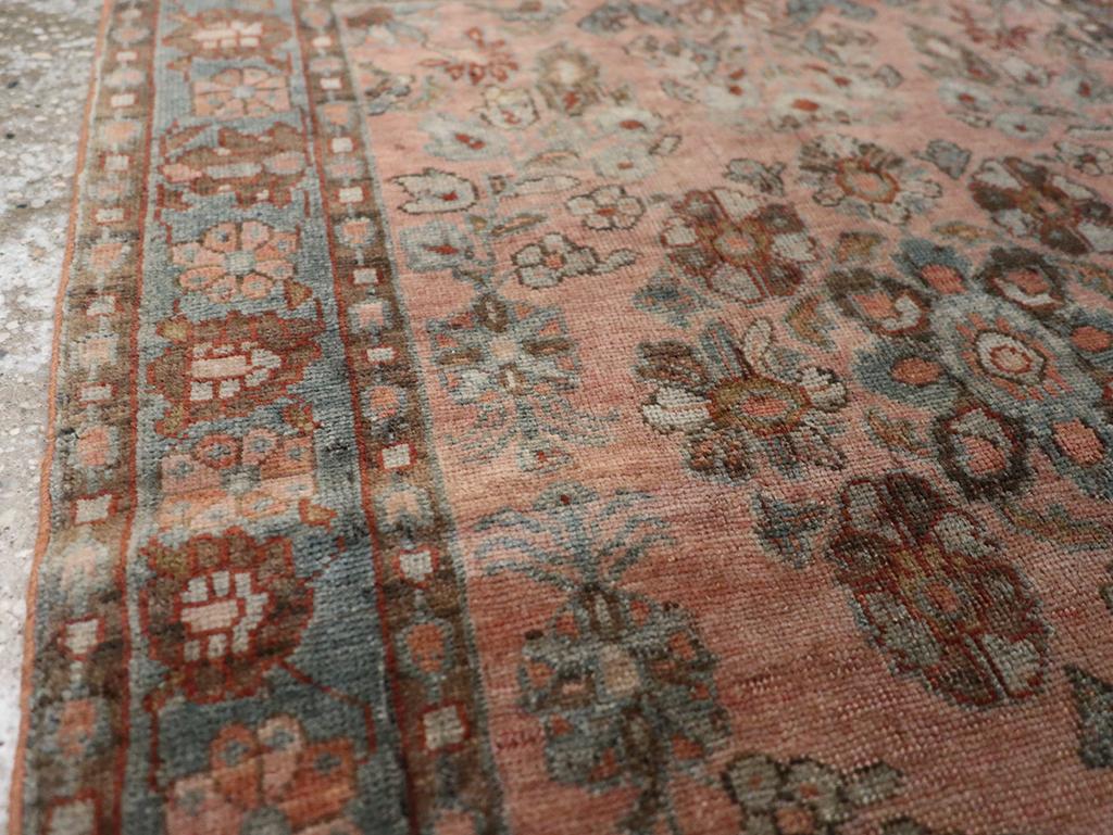 Galerie Shabab Collection Persischer Sarouk-Teppich aus dem frühen 20. (Rustikal) im Angebot