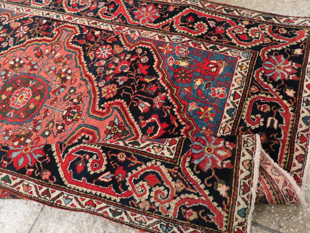 Galerie Shabab Collection Persischer Sarouk-Würfelteppich aus dem frühen 20. (Wolle) im Angebot