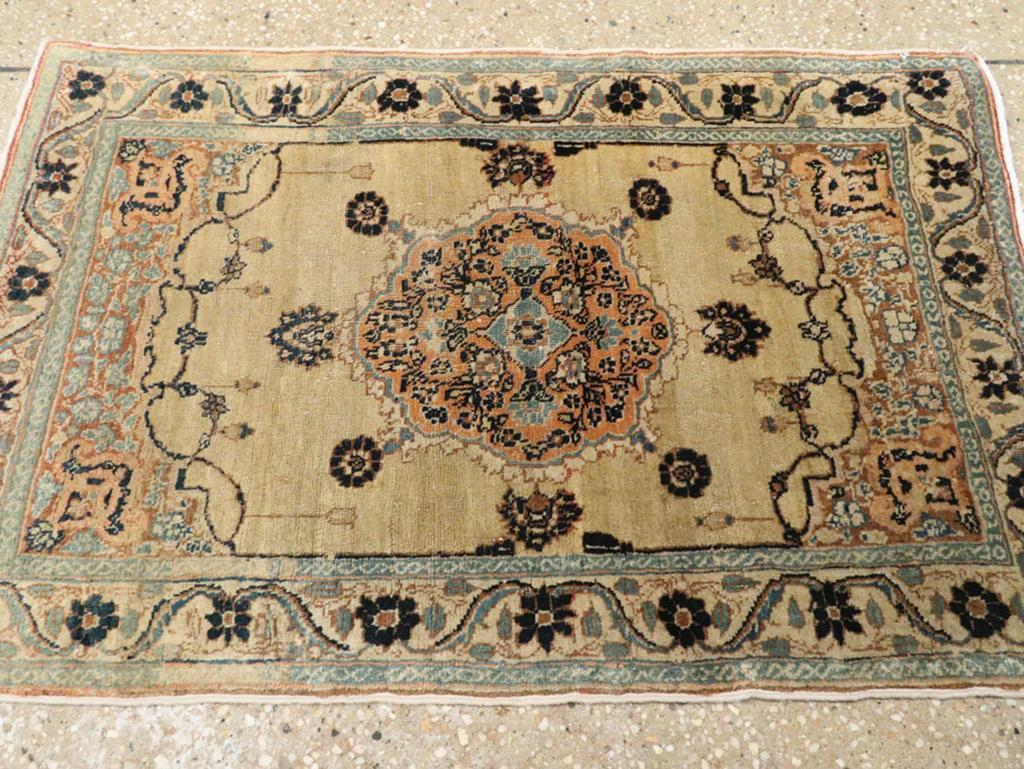 Annodato a mano Galerie Shabab Collection Early 20th Century Persian Tabriz Hagi Jalili Rug in vendita