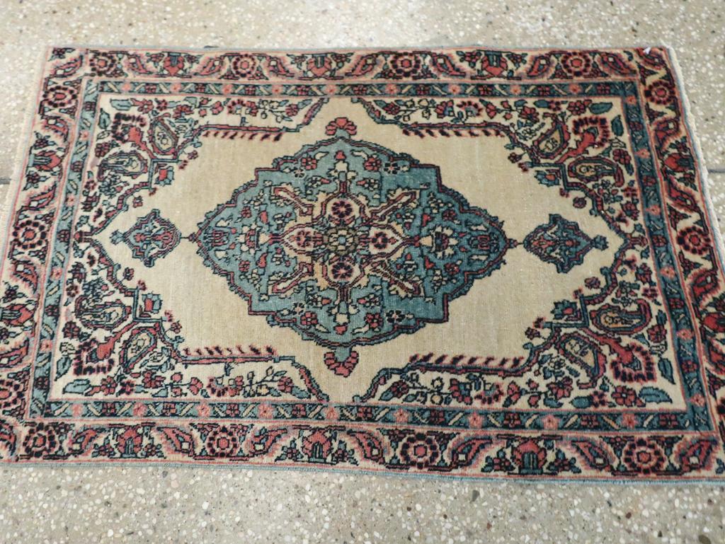 Annodato a mano Galerie Shabab Collection Early 20th Century Persian Tabriz Hagi Jalili Rug in vendita