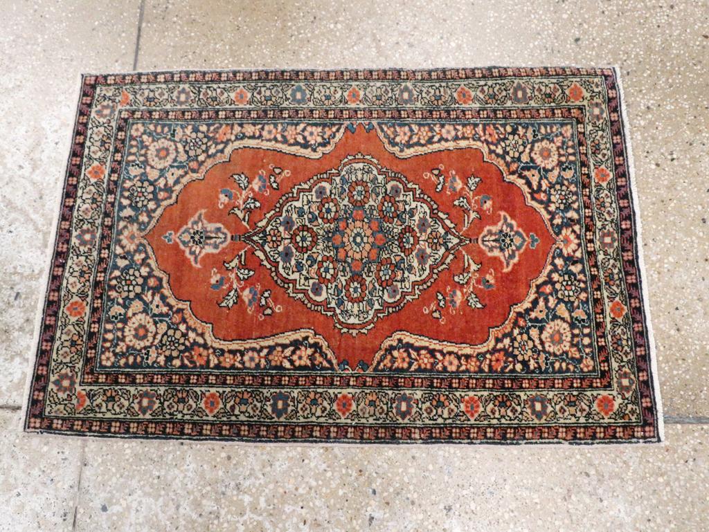 Annodato a mano Galerie Shabab Collection Early 20th Century Persian Tabriz Hagi Jalili Rug in vendita