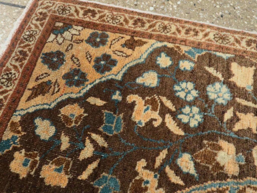 Galerie Shabab Collection Early 20th Century Persian Tabriz Hagi Jalili Rug In condizioni ottime in vendita a New York, NY