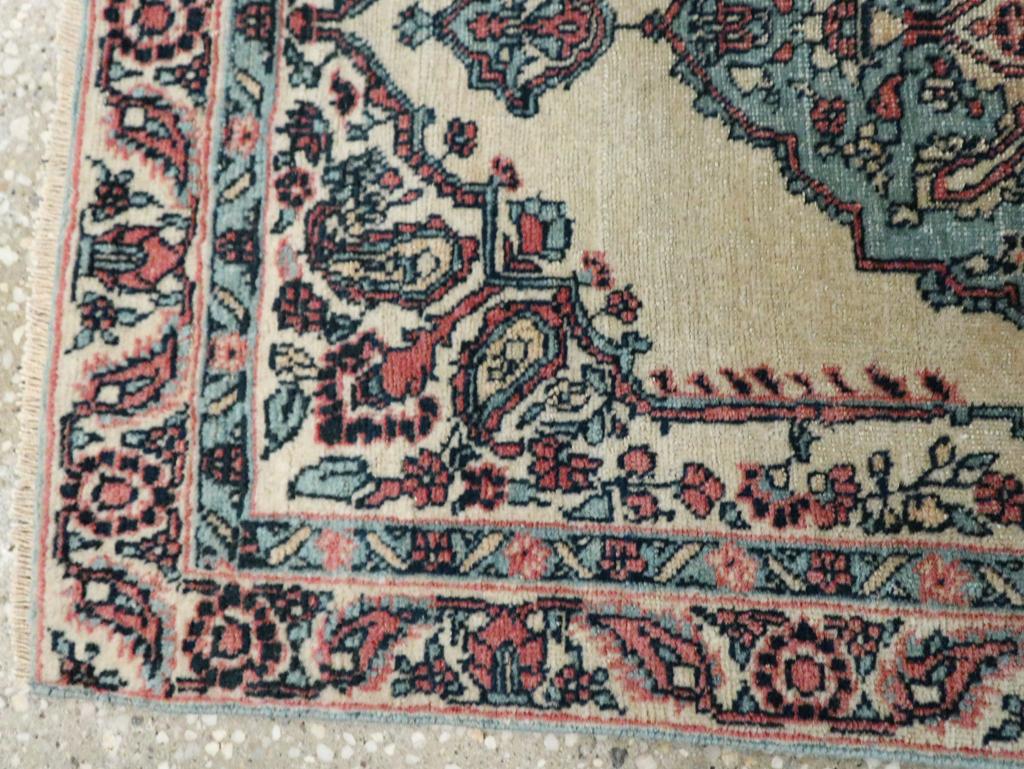 Galerie Shabab Collection Early 20th Century Persian Tabriz Hagi Jalili Rug In condizioni ottime in vendita a New York, NY
