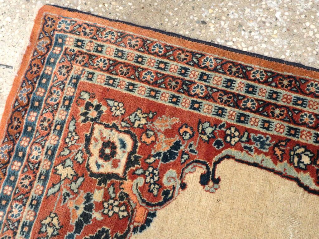 Galerie Shabab Collection Early 20th Century Persian Tabriz Hagi Jalili Rug In condizioni ottime in vendita a New York, NY