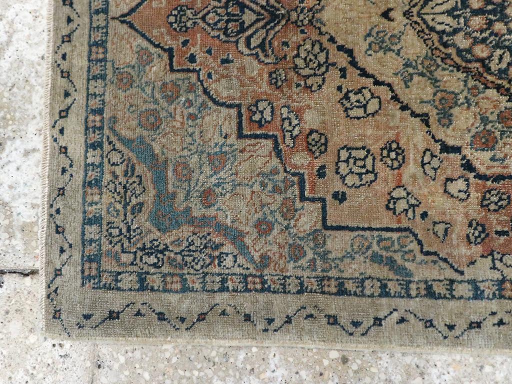 Galerie Shabab Collection Early 20th Century Persian Tabriz Hagi Jalili Rug In condizioni ottime in vendita a New York, NY