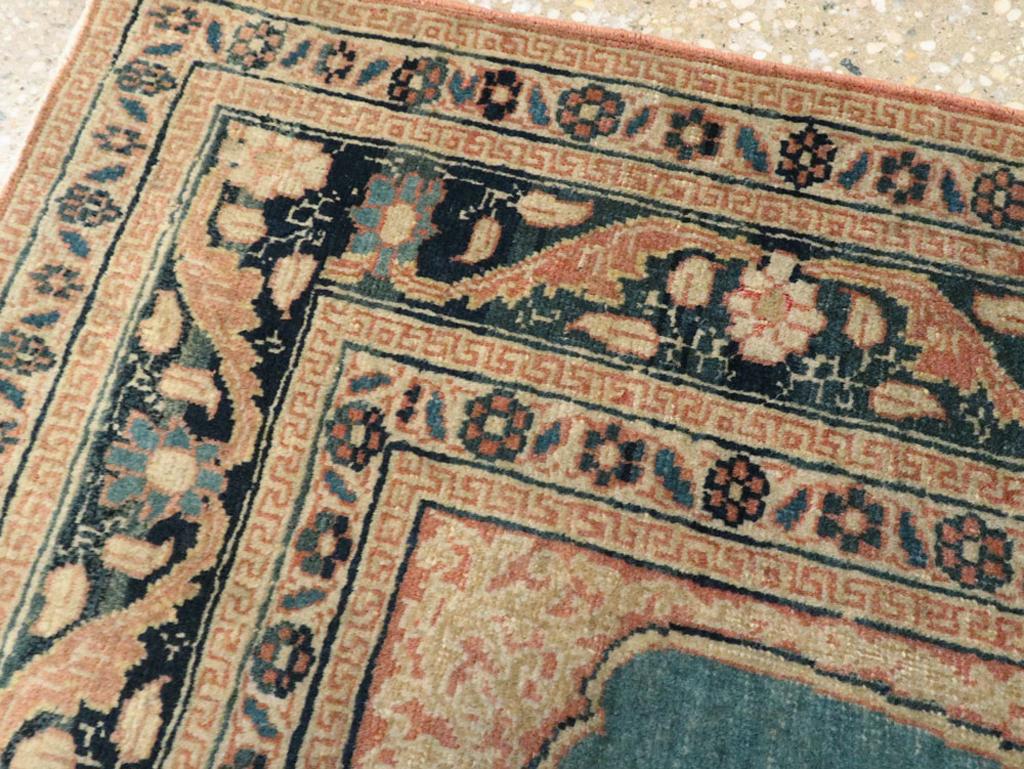 Galerie Shabab Collection Early 20th Century Persian Tabriz Hagi Jalili Rug In condizioni ottime in vendita a New York, NY