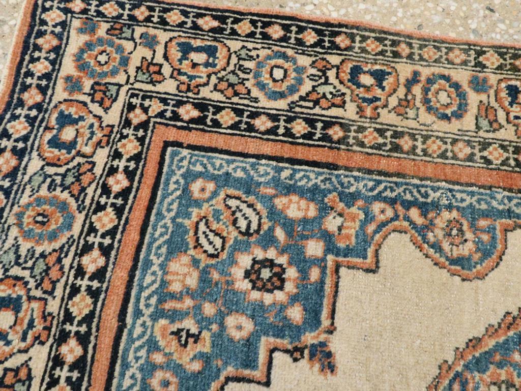Galerie Shabab Collection Early 20th Century Persian Tabriz Hagi Jalili Rug In condizioni ottime in vendita a New York, NY