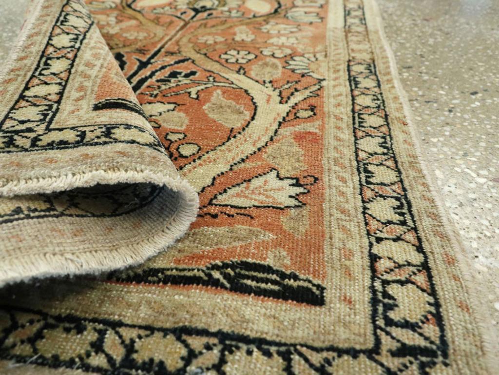 XX secolo Galerie Shabab Collection Early 20th Century Persian Tabriz Hagi Jalili Rug in vendita