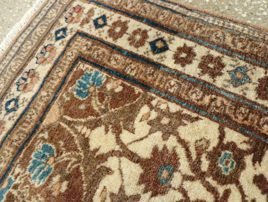 XX secolo Galerie Shabab Collection Early 20th Century Persian Tabriz Hagi Jalili Rug in vendita