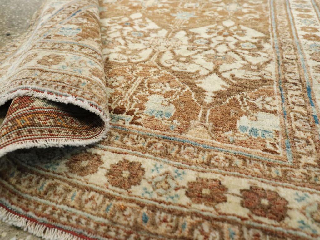 Lana Galerie Shabab Collection Early 20th Century Persian Tabriz Hagi Jalili Rug in vendita