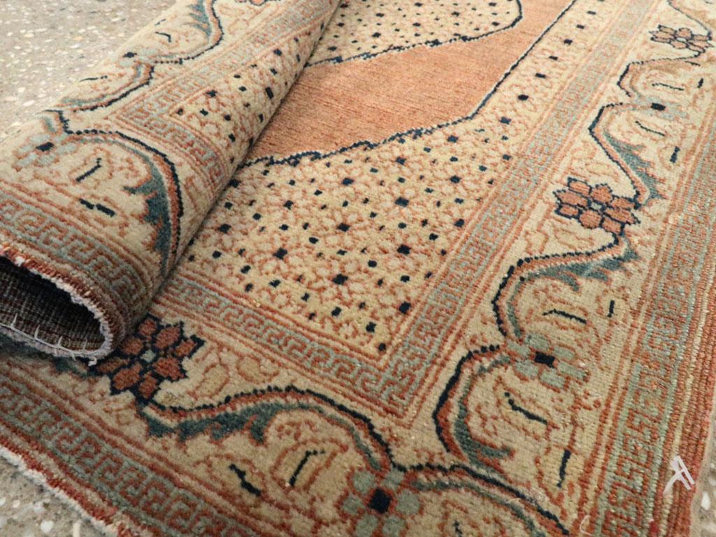 Laine Galerie Shabab Collection S début 20ème siècle Persan Tabriz Hagi Jalili Rug en vente