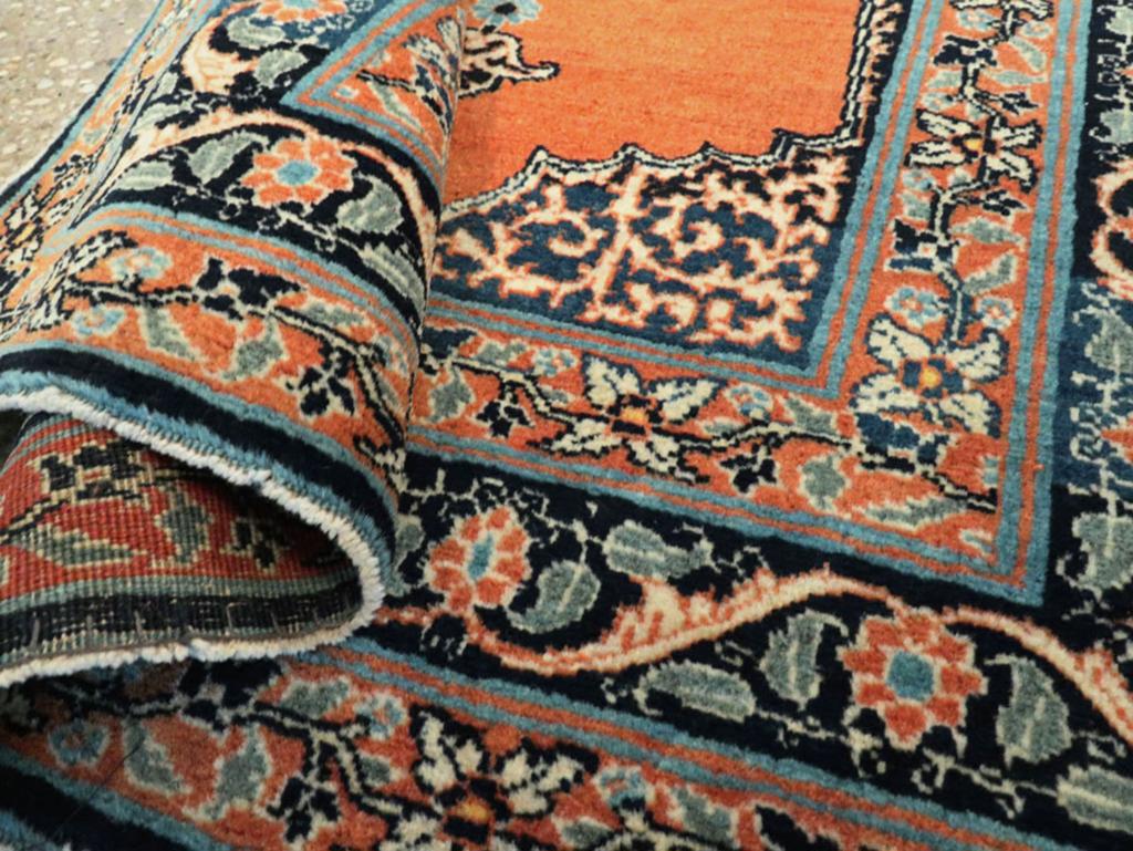 Galerie Shabab Collection Early 20th Century Persian Tabriz Hagi Jalili Rug in vendita 1