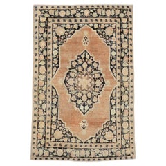 Galerie Shabab Collection Frühes 20. Jahrhundert Persischer Täbris Hagi Jalili Teppich