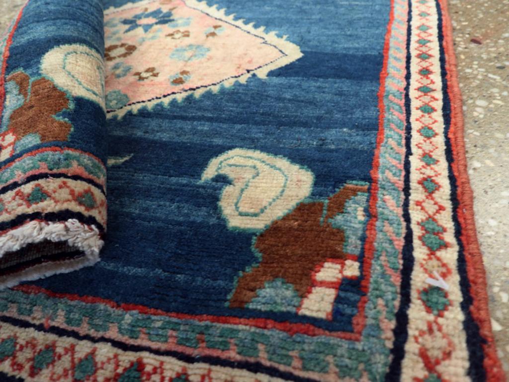 20ième siècle Collection Shabab Collection du début du 20e siècle Tapis persan de Tabriz en vente