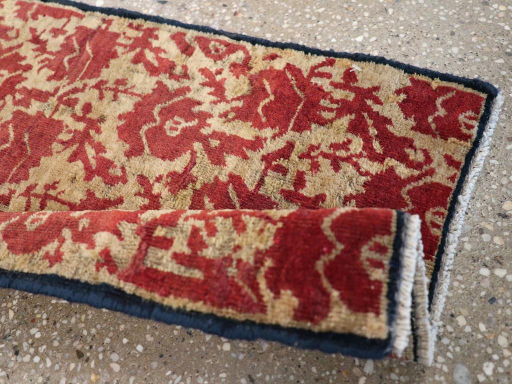 Galerie Shabab Collection Persischer Täbris-Teppich aus dem frühen 20. (Wolle) im Angebot